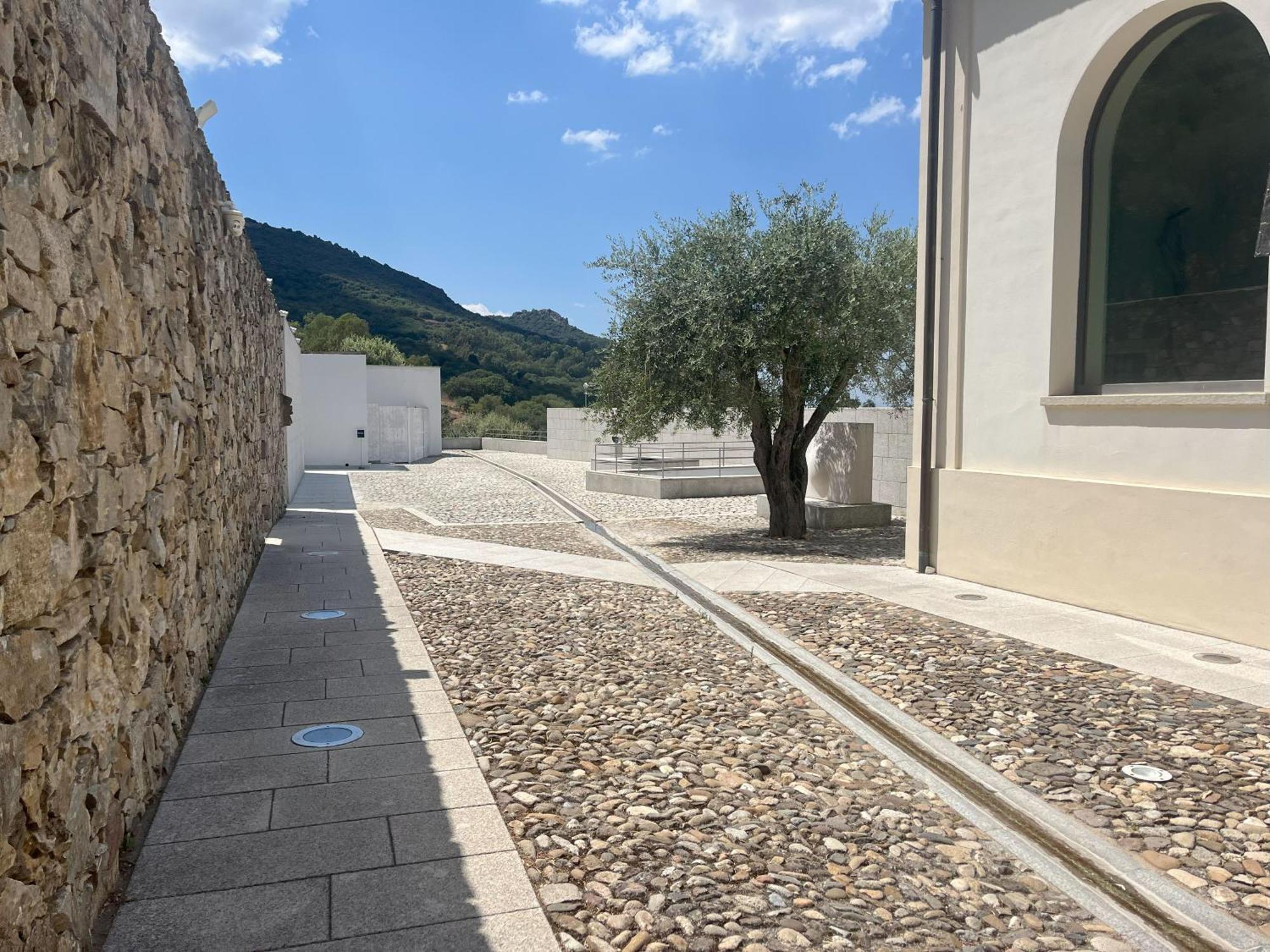 Casa Ziranu Sa Domo E Su Cantaru Orani Esterno foto